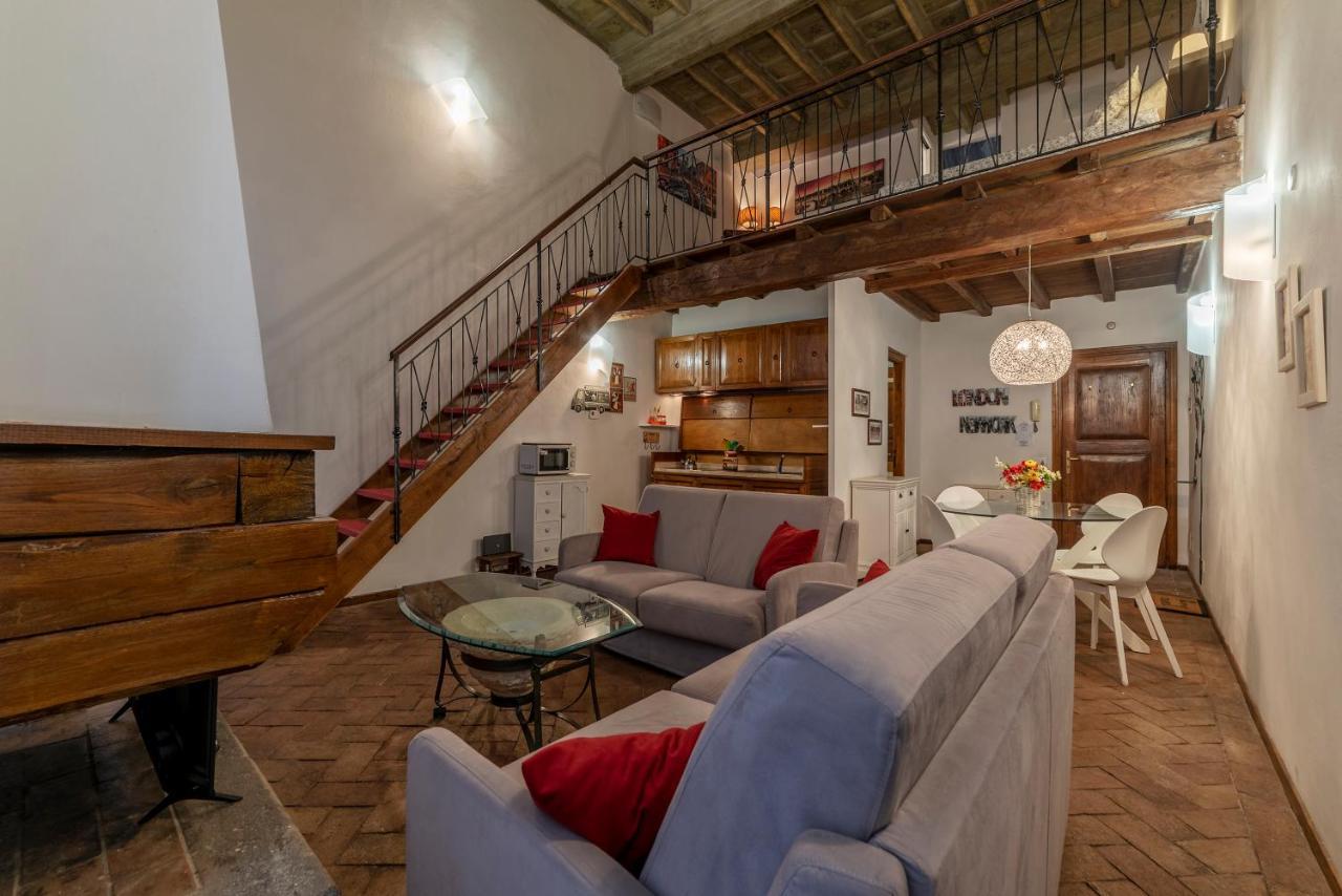 Foro Romano Stylish And Central Apartment Exterior foto